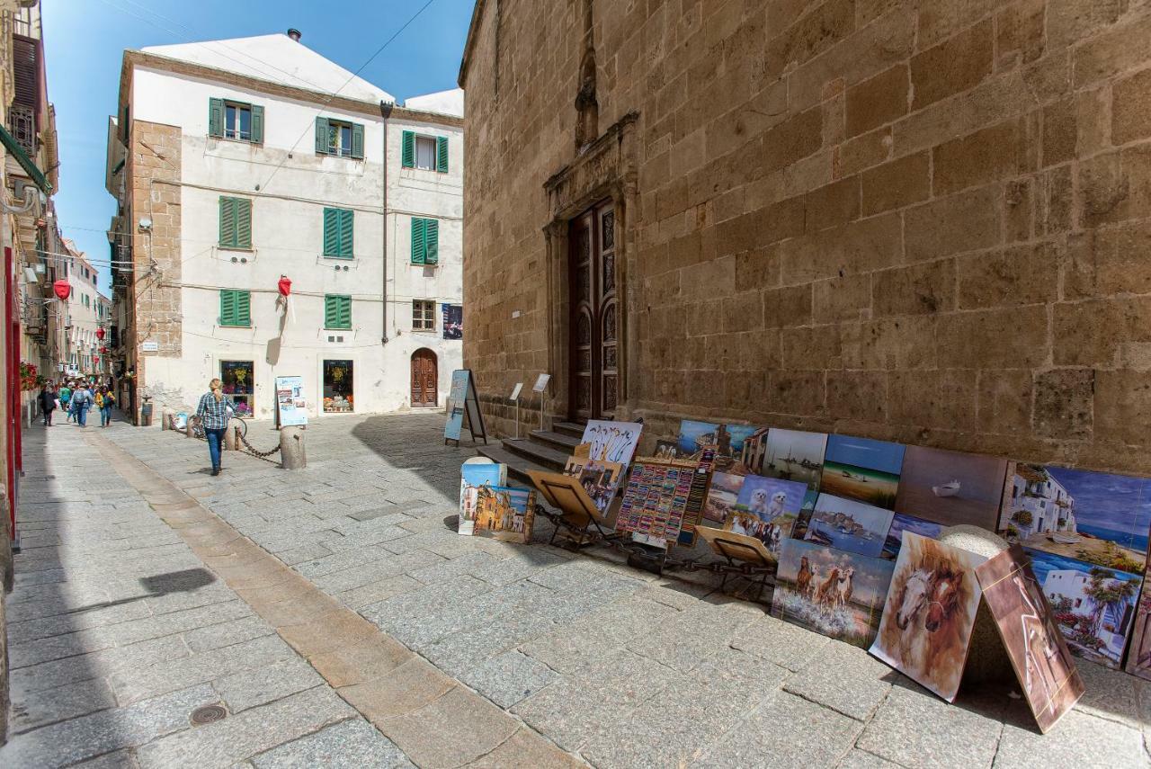 Centro Storico Carlo Alberto Alghero Exterior foto